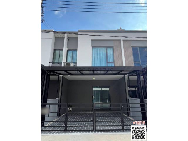 เช่า ทาวน์โฮม 2 ชั้น พลีโน่ สุขุมวิท - บางนา 3  ใกล้ห้างเมกาบางนา