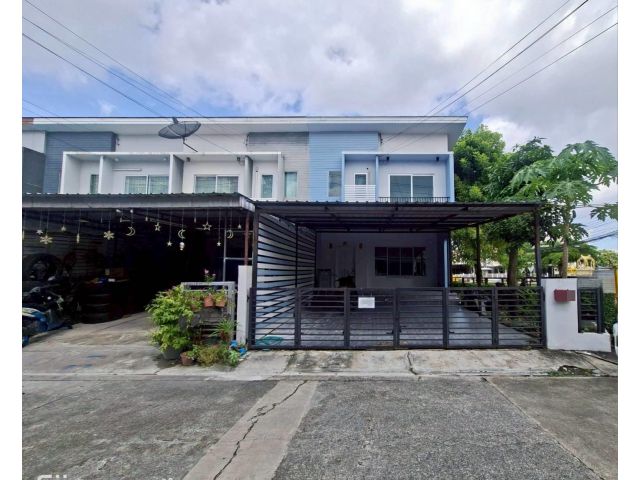 ให้เช่าทาวน์เฮ้าส์ 2 ชั้น The connect 12a กิ่งแก้ว 37 พร้อมอยู่ (N.1916)