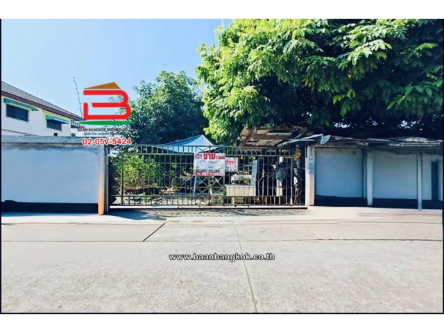 ที่ดินเปล่า เนื้อที่ 118 ตร.ว. ชุมชนศาลาชล่าทอง (ซอยสุขุมวิท 27, ซอยบุญศิริ 18/2) ถนนสุขุมวิท อำเภอเมืองสมุทรปราการ สมุทรปราการ