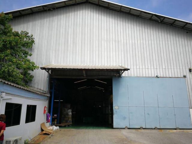 ขายออฟฟิศสำนักงาน และโกดังเก็บสินค้า ถนน.เฉลิมพระเกียรติ ร.9 ซอย.43 สนใจติดต่อ 0944646499