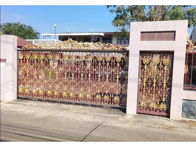 ขายบ้าน2ชั้นพร้อมที่ดิน201ตรว.ใกล้ห้างบิ๊กซี และตลาดนัดเบิร์ดคลองถมไม่ถึง500เมตร