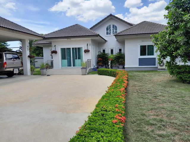 บ้านเดี่ยวสวยสไตล์รีสอร์ท 2 หลัง บนที่ดิน 1ไร่