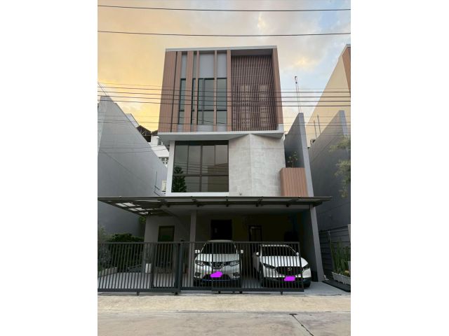 ให้เช่าบ้านเดี่ยวหรู สไตล์โมเดิร์น บ้านใหญ่ 300 ตร.ม. เดินไปเดอะมอล์บางแคได้    “โครงการ THAWEE เพชรเกษม-กาญจนาภิเษก”