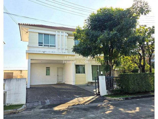 ขายถูก บ้านเดี่ยว 2 ชั้น ไลฟ์ บางกอก บูเลอวาร์ด รังสิต บ้านสวยพร้อมอยู่ เฟอร์นิเจอร์บิวอินทั้งหลัง ทำเลดี เดินทางสะดวก