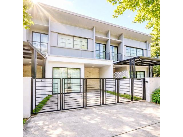 ทาวน์โฮม  2นอน บิ๊กซี รังสิต  ฟิวเจอร์พาร์ค รังสิต ม.รังสิต  3นอน