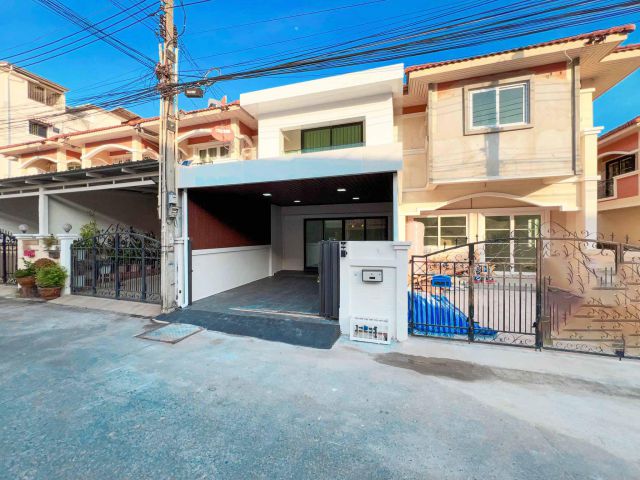 ขาย ทาวน์โฮมใจกลางเมืองพัทยาเหนือ สุขุมวิท แอลเค 2 นาทีถึง เทอมินอล 21