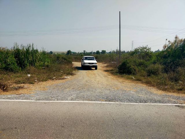 ขายที่ดิน+บ่อเลี้ยงปลา84ไร่ เหมา17ล้าน.ติดถนนลาดยาง+คลอง อ.ดอนตูม จ.นครปฐม.เหมาะทำบ้านพัก/บ้านสวน/บ่อตกปลา/ร้านอาหารติดเทศบาลสามง่าม