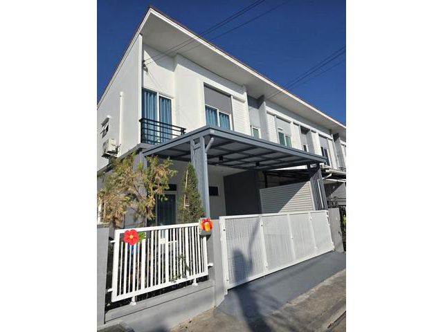 ให้เช่าทาวน์เฮ้าส์2ชั้นแปลงมุม  หลังบ้านวิวสวน ดอนเมือง สรงประภา