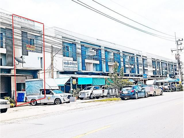 ตึกแถวติดถนนเอราวัณ1ใกล้ตลาดไทวิวคลอง16.4ตรว.2.5ชั้นคลอง2คลองหลวง