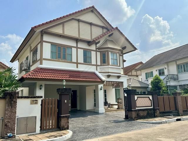 ให้เช่าบ้านเดี่ยว ลัดดารมย์ วัชรพล รัตนโกสินทร์ ติดทางด่วนสุขาภิ