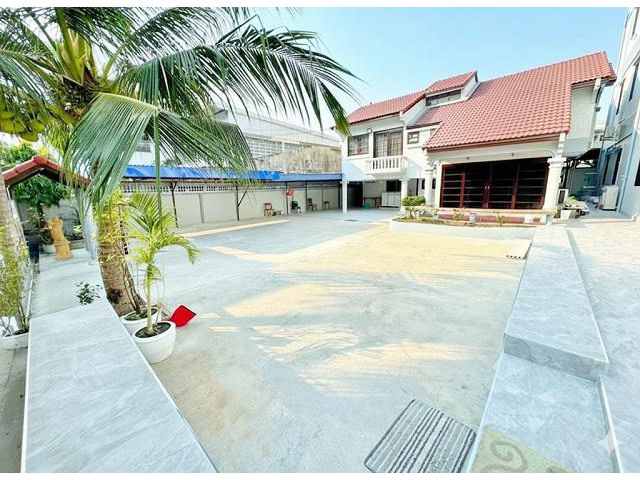 ให้เช่าบ้านเดี่ยว 2 ชั้น อ่อนนุช13-19 BTSอ่อนนุช 1.8กม.ใหม่ 300 ต