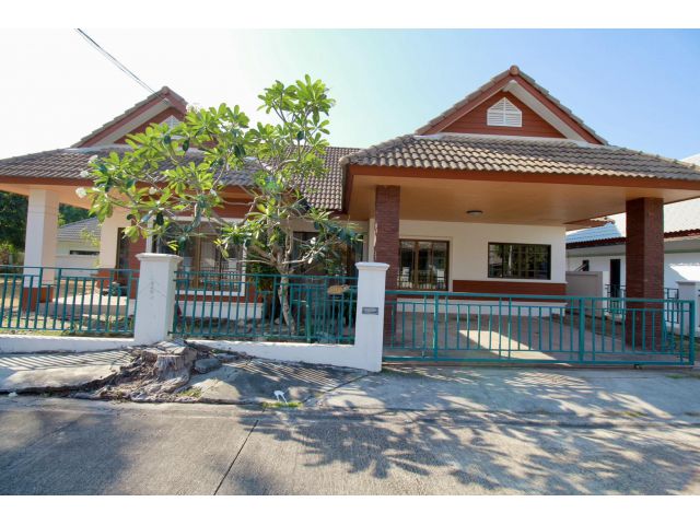 ขายบ้านเดี่ยวหลังมุม 120 ตร.ว. หมู่บ้านแมกไม้ลีลาวดี ทับมา ระยอง ใกล้นิคมฯมาบตาพุด