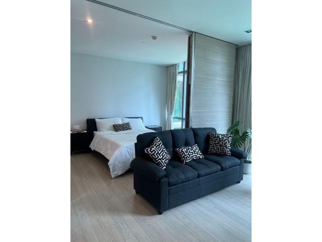 ขาย/ให้เช่าคอนโด The Room Sukhumvit 21 ชั้น 5 แต่งครบ พร้อมเข้าอยู่ ใกล้ BTS อโศก / MRT สุขุมวิท