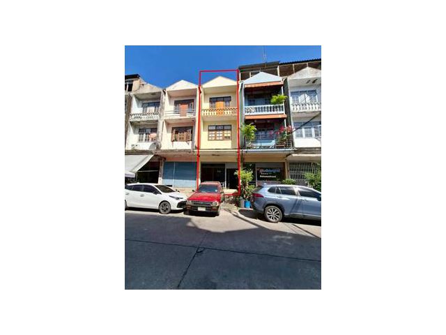 ขายอาคารพาณิชย์ 3.5 ชั้น ศรีประจักษ์วิลล่า 1-2 (รามคำแหง 156)  เขตสะพานสูง กรุงเทพมหานคร    ราคา 3,700,000  บาท