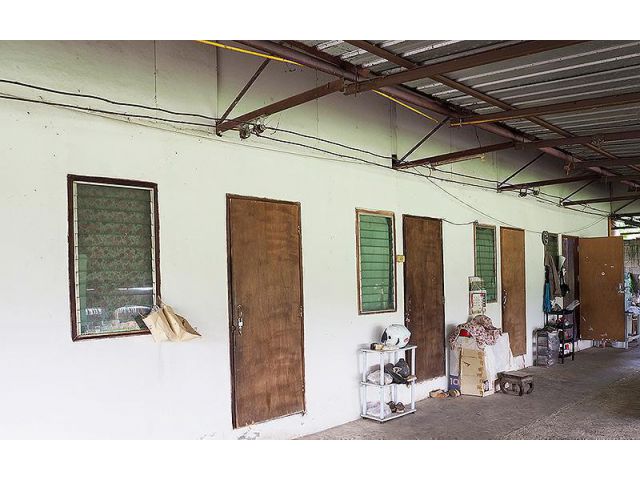 ขายที่ดินพร้อมสิ่งปลูกสร้าง ติดถนน 4 เลน เลี่ยงเมืองสันกำแพง ***เจ้าของขายเอง***