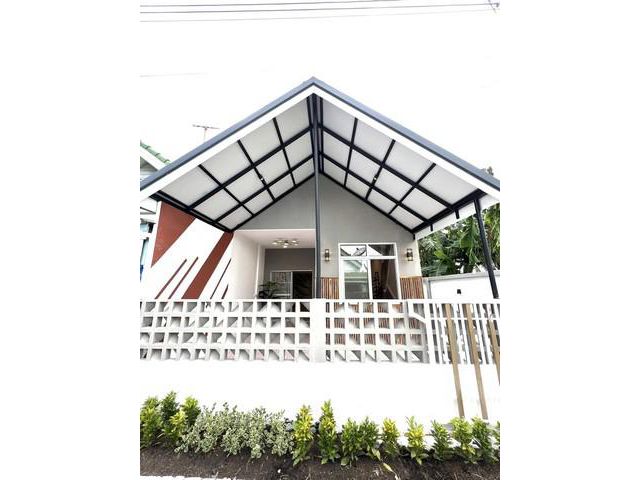 หลุดจอง ทาวน์เฮาส์รีโนเวทใหม่ทั้งหลัง  ขายเพียง 1.69  ลบ