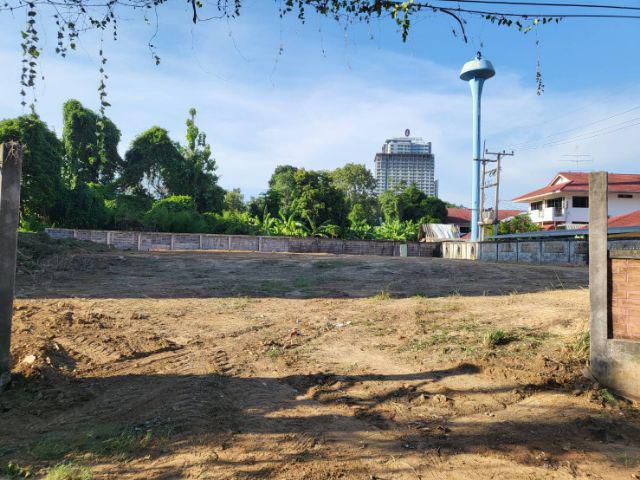 PK932ขายที่ดินสวยใจกลางศรีราชา 1 ไร่ 43 ตร.ว. 30 ล้านบาท