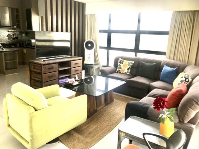 Rent Penthouse in the 4 star Hotel Sukhumvit 16 BTS Asok at least 12 month