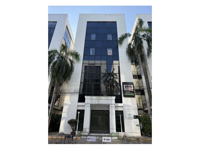 ให้เช่าตึกสำนักงาน 6 ชั้น วิสุทธานี ลาดพร้าว101/3 Line ID@757zwvfy