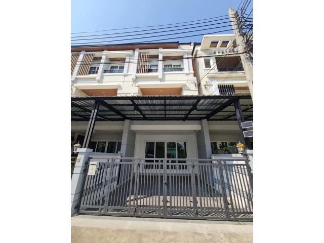 ให้เช่า บ้านกลางเมือง เออร์บาเนียน ศรีนครินทร์ |  ใกล้ BTS สายสีเหลือง สวนหลวง ร.9 ซอยศรีนครินทร์ 46/1 (เดินทางสะดวกมาก)