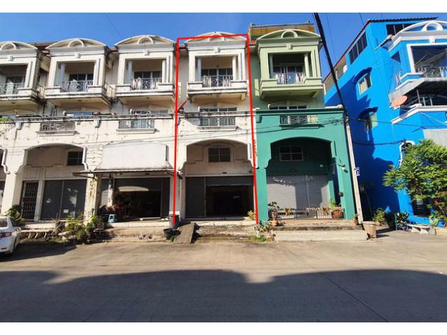 ขายอาคารพาณิชย์ หมู่บ้านรุ่งกิจวิลล่า 14 ซอยร่มเกล้า 38 เขตลาดกระบัง กรุงเทพมหานคร