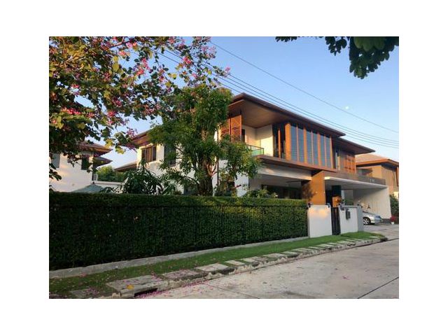 โครงการ บุราสิริ พัฒนาการ บ้านเลขที่ 1111/24