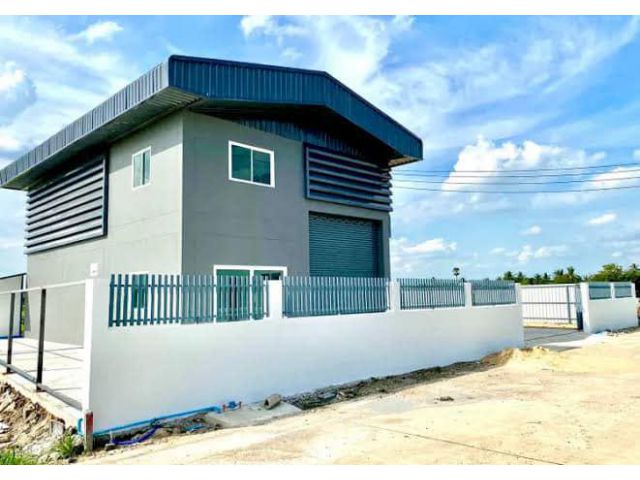 ที่ดินพร้อมโกดังแบบสั่งสร้าง โครงการใหม่ ใกล้ถนนใหญ่เส้น 340 เริ่มต้น 2.9 ล้านบาท พิกัด บางบัวทอง นนทบุรี ฟรีค่าโอน มีบร