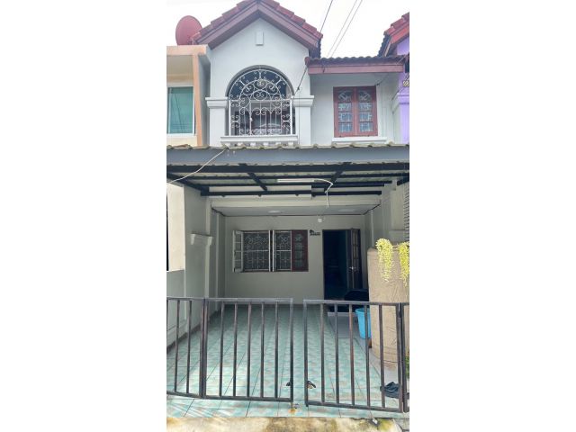 ขายทาวน์เฮ้าส์ หมู่บ้านพิมพ์ทองลาดพร้าว101