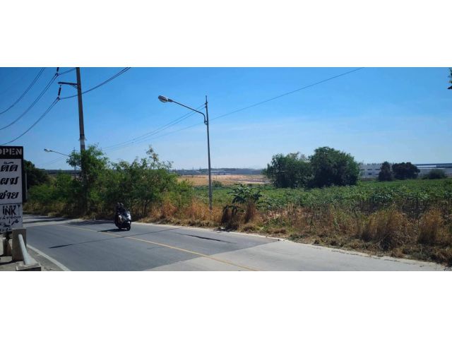 ขายที่ดินปลวกแดง ระยอง 8 ไร่ พื้นที่สีม่วงลาย ติดเซเว่นอีเลฟเวน 7-11 ซอยห้างแก้ว 5 เหมาะสำหรับทำ โรงงาน โกดัง คลังสินค้า ร้านอาหาร คาเฟ่ รีสอร์ท