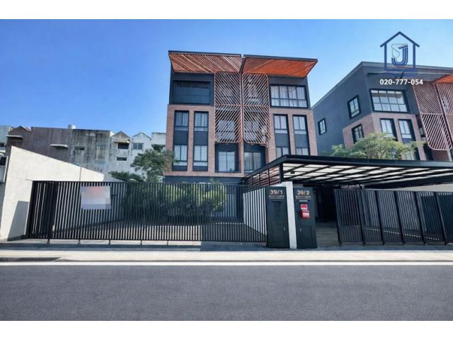 ขายบ้านแฝด 4 ชั้น บริทลอฟท์ Britloft ซอยลาดปลาเค้า 34 ซอยประเสริฐมนูกิจ15  ใกล้BTS มหาวิทยาลัยเกษตรศาสตร์