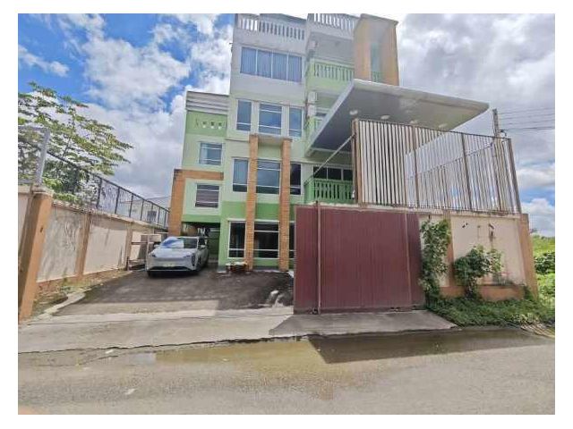 CM48 ให้เช่าอาคารสำนักงาน (Home Office) ขนาด 4.5 ชั้น ย่านอ่อนนุช พื้นที่ใช้สอย 484 ตรม. บนพื้นที่ดิน 100 ตรว.