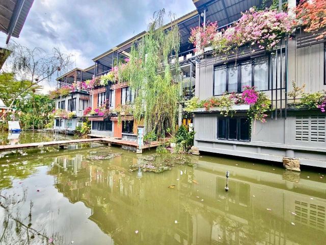 ขายกิจการ รักบัว รีสอร์ท เนื้อที่ 3 ไร่ 60 ตารางวา ต.หนองเพรางาย อ.ไทรน้อย จ.นนทบุรี