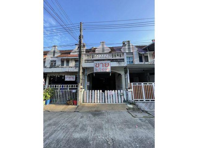 ขายด่วน ทาวน์เฮ้าน์ 2 ชั้น หมู่บ้าน แฟร์มิลี่ปาร์ค1 อ.ศรีราชา จ.ช