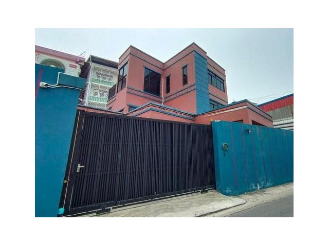 ให้เช่าอาคาร 3 ชั้น บางบอน ใกล้เซ็นทรัล พระราม2