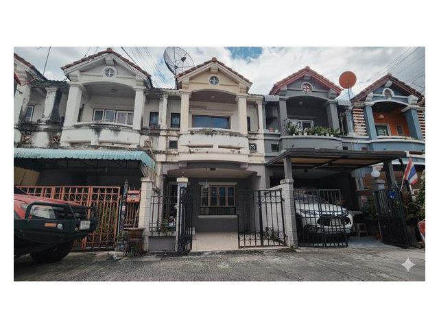 ขายบ้านทาวน์เฮ้าส์ 2 ชั้น ทำเลดี นวมินทร์ 86