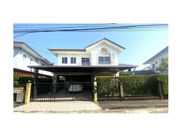 บ้านเดี่ยว พื้นที่กว้าง สภาพนางฟ้า สวยพร้อมอยู่ หมู่บ้าน ภัสสร 19 วัชรพล-วงแหวน พื้นที่ 69.9 ตรว. ต่อเติมหลังคาจอดรถ