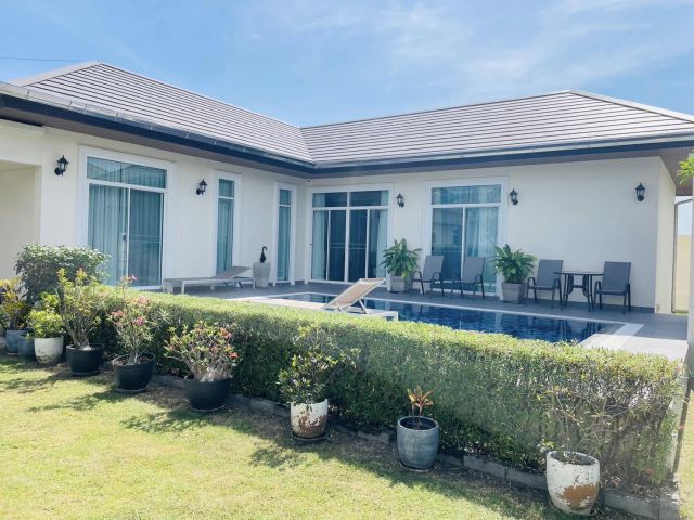 OR033 บ้านพูลวิลล่าว่างพร้อมเช่า