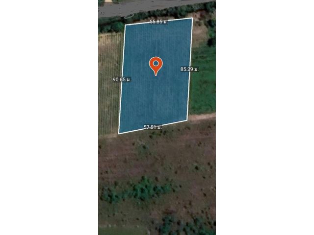 ฮวงจุ้ยดีมาก ทำเลเยี่ยม เหมาะกับธุรกิจริมถนนลาดยาง 2 เลนน์ กว้าง 60 ม. ลึก 90 ม.ไฟฟ้า 3 เฟส หน้าติดคลองส่งน้ำ 3ไร่