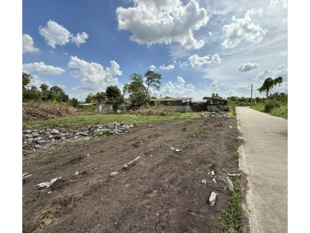 ขายที่ดินสวย ถมแล้ว 1-1-0 ไร่ คลองสาม 12/25 แปลงมุม วิวคลอง ติดถนนคอนกรีต