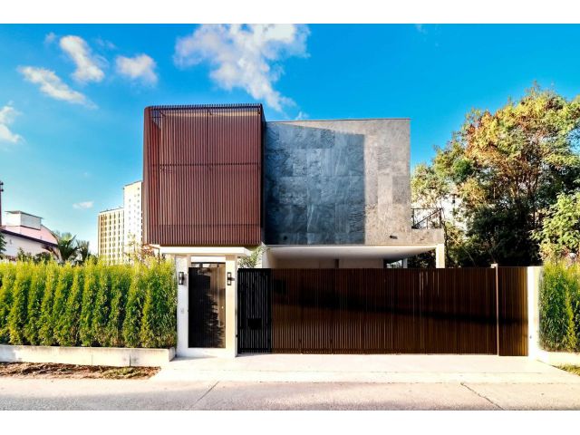 ขาย/ให้เช่า พูลวิลล่าหรู พัทยาใต้ ทำเลดีที่สุดใจกลางเมืองพัทยา