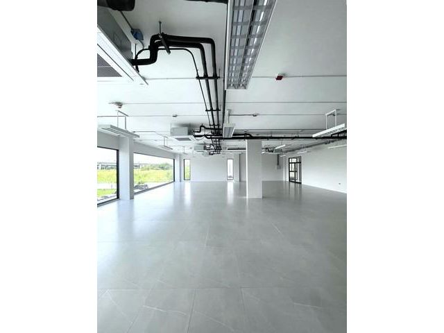 P1890 ให้เช่า สำนักงาน สร้างใหม่ 4 ชั้น อาคาร พัฒนาการ 31