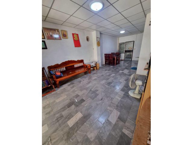 ขายทาวน์เฮ้าส์ 2 ชั้น หมู่บ้านร่มทิพย์ ซอย10 เนื้อที่ 16 ตารางวา ซอยหทัยราษฎร์ 33 แขวงบางชัน เขตคลองสามวา กรุงเทพมหานคร