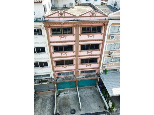 ให้เช่าอาคารพาณิชย์ 4.5 ชั้นตลาดลำผักชี 1.2 กม. ทำเลสุวินทวงศ์ 21