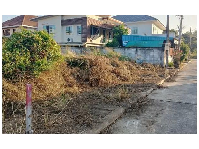 ขายที่ดินตำบลสันทรายหนองจ๊อมในโครงการมรกตพร้อมโอน