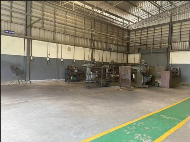 พื้นที่รวม 1,600 ตารางเมตร โกัง 800 ตรม. แพรกษาใหม่