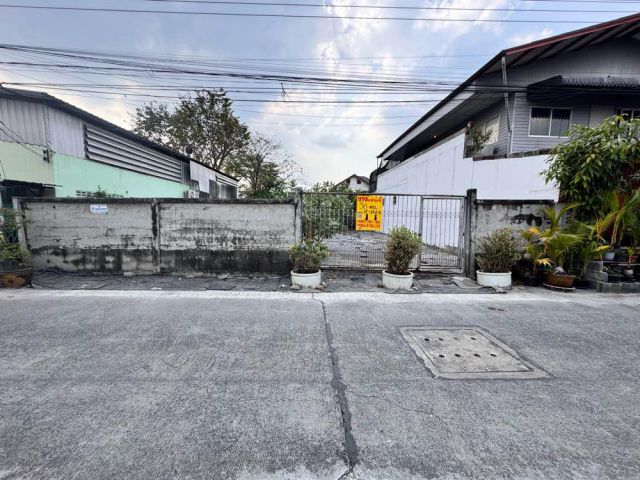 ขายที่ดินถมแล้ว 56 ตารางวา ใกล้ตลาดลุงออม บางกรวย