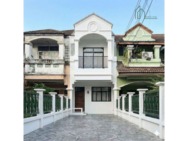 ทาวน์โฮม 2 ชั้นครึ่ง นันทนาการ์เด้น รังสิต – รีโนเวทใหม่ทั้งหลัง หน้าบ้านไม่ชนใคร
