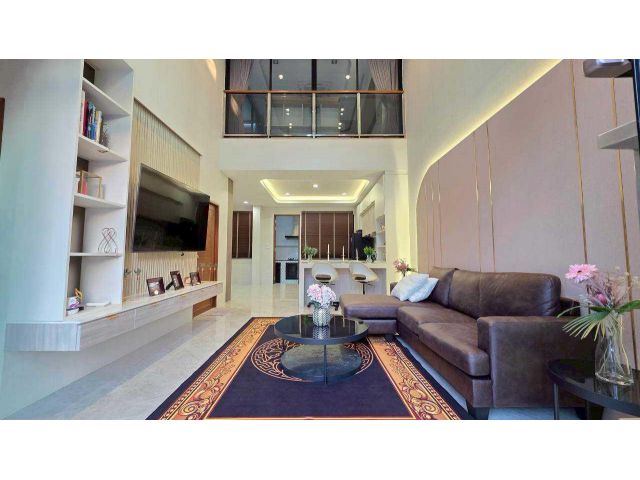 [ให้เช่า] ทาวน์โฮม 3.5 ชั้น หลังใหญ่ สวย พื้นที่เยอะ  โครงการไดมอนด์ วิลล์ ลาดพร้าว-วังหิน เฟอร์นิเจอร์ครบ พร้อมเข้าอยู่