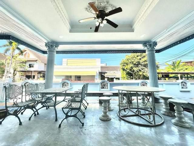 ให้เช่าบ้านเดี่ยว2ชั้น หรูหราสไตล์ยุโรป 120ตรว.อยู่ถนนบรมราชชนนี