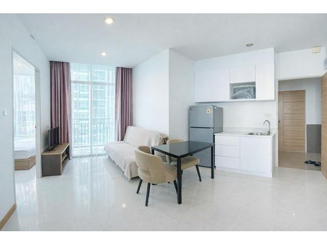 คอนโดวิวทะเล อาคาร เดอะ แกรนด์ จอมเทียน พัทยา หาดจอมเทียน 500 ม.